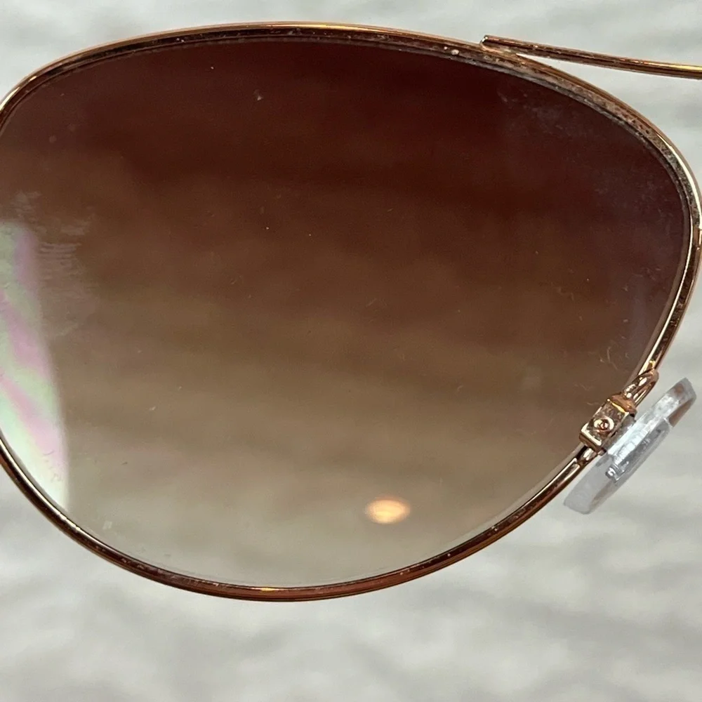 JUICY COUTURE Aviator Sunglasses with Hearts on ear piece Style 3166